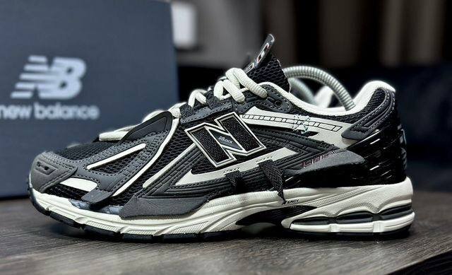 New Balance 1906 (239-21)