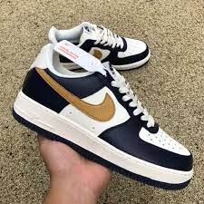 NIKE Air Force 1 ‘07