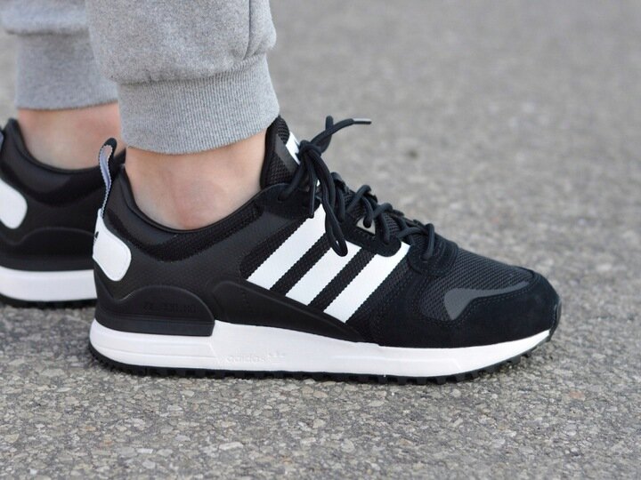 ADIDAS ZX 700 HD