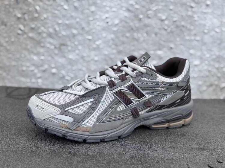 New Balance 1906 (239-7)